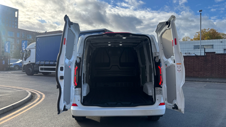 Ford Transit Custom E-320 L1 Rwd 100kW 65kWh H1 Van Limited Auto